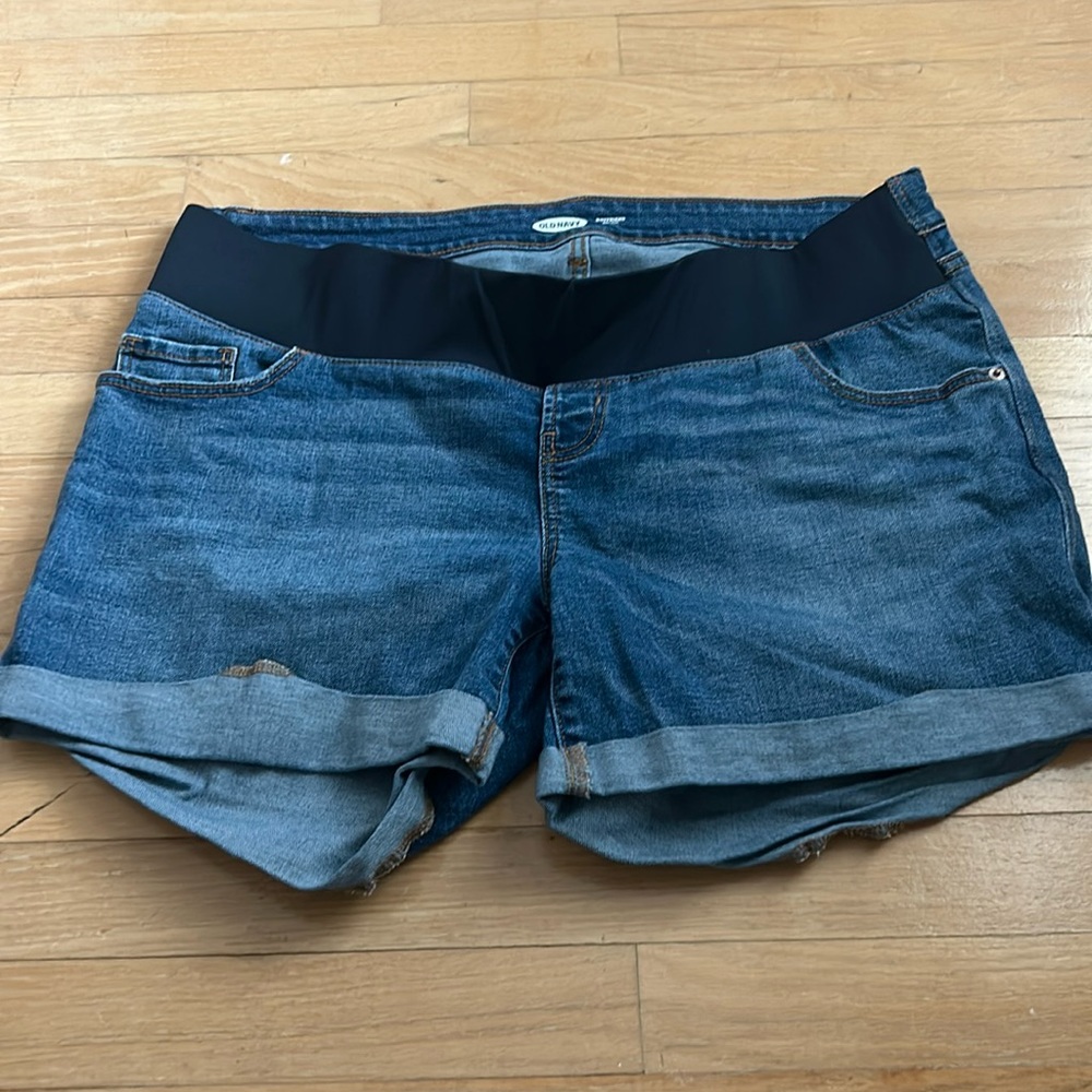 Old Navy Blue Denim Maternity Shorts with Black Waistband